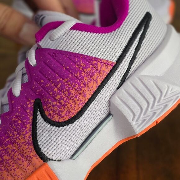 Nike Zoom GP Challenge Pro PRM Women’s Size 7 Tennis Shoes White Pink Orange New - Picture 12 of 15